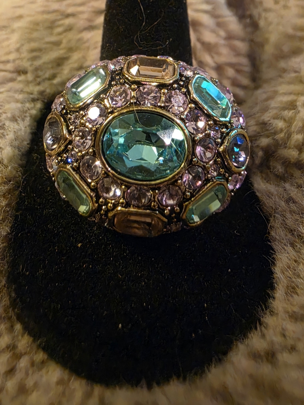 Heidi Daus Swarovski crystal signature vintage cocktail ring